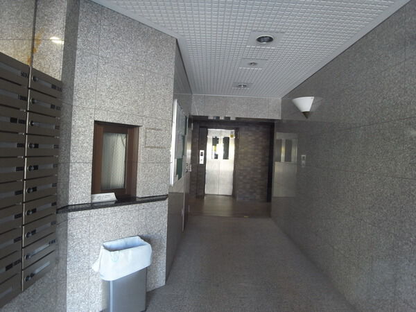 【レーベンハイム大塚弐番館】エントランス