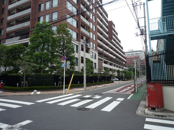 【シティテラス目白】前面道路