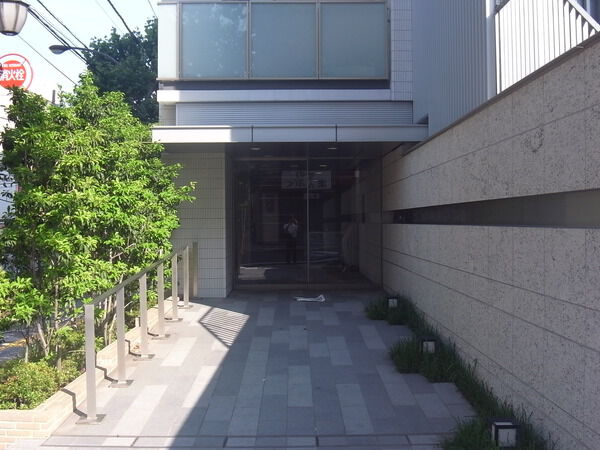 【パークホームズ南大塚】エントランス