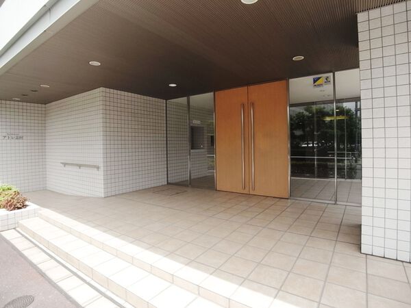 サンマンションアトレ志村ソレアージュ 3枚目 サンマンションアトレ志村ソレアージュ