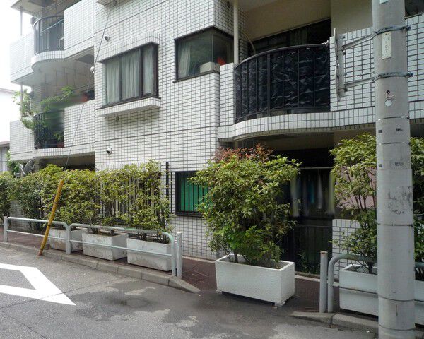 キャニオンマンション志村城山公園 3枚目 キャニオンマンション志村城山公園