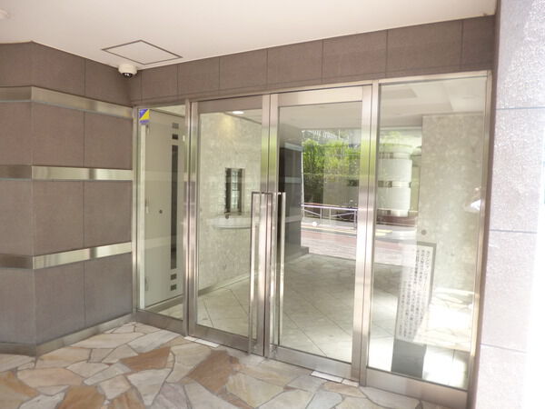 【ヴェルビュ東十条フロントステージ】エントランス 【ヴェルビュ東十条フロントステージ】エントランス