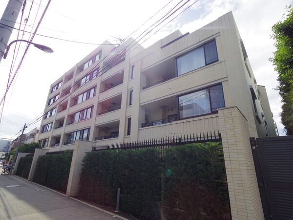 【グランスイート高田馬場四丁目】外観3 【グランスイート高田馬場四丁目】外観3