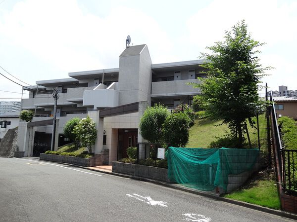 サングレイス京王堀之内
