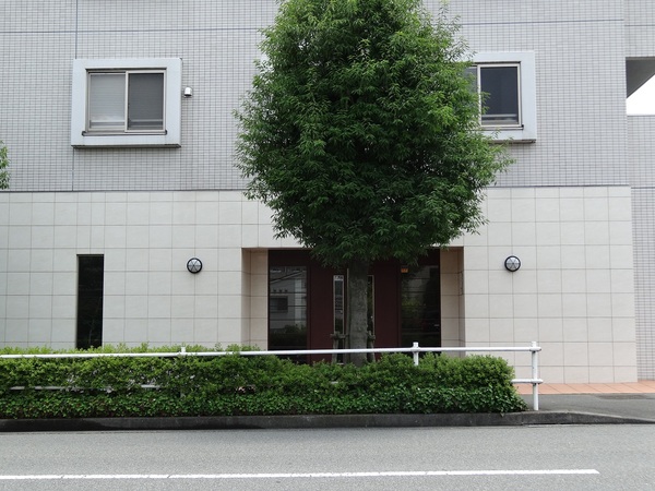 サングレイス京王堀之内コートB