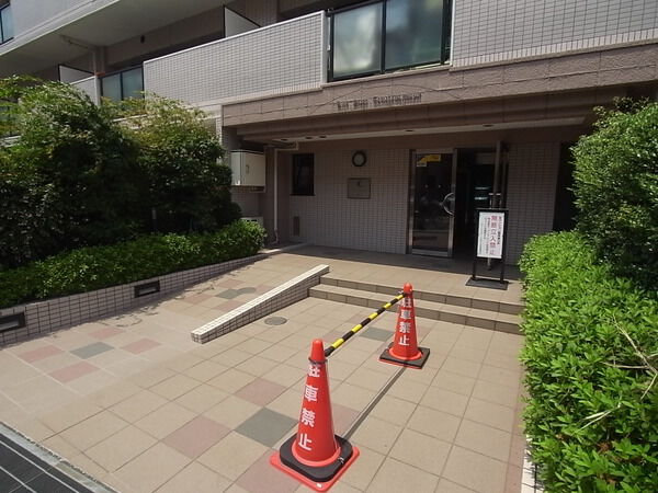 【カインドステージ玉川上水】エントランス