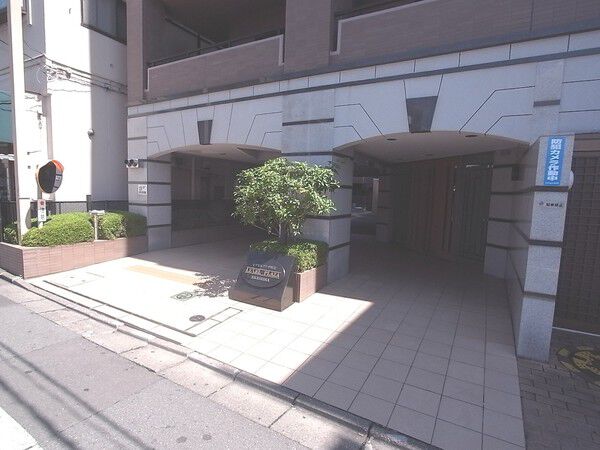 【レクセルプラザ昭島】エントランス 【レクセルプラザ昭島】エントランス