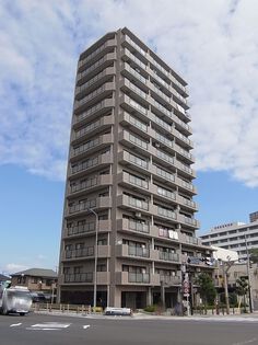 橋本駅から平坦に徒歩４分！