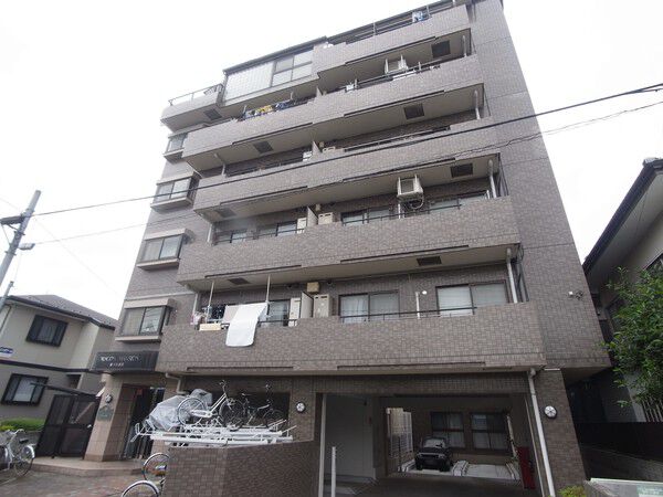 【ドラゴンマンション橋本四番館】ブラウンタイル貼の外壁