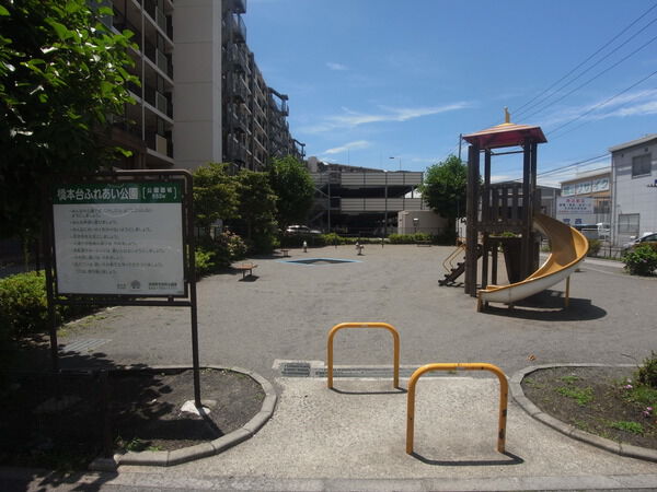 【サンクレイドル橋本】敷地隣接で提供公園もあります