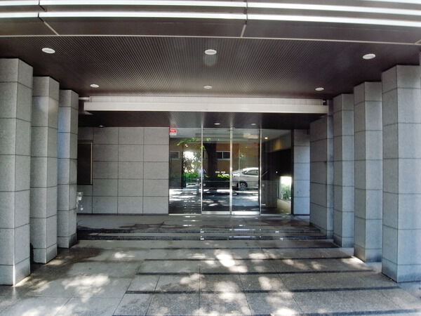 【クリオ東小金井】エントランス写真②