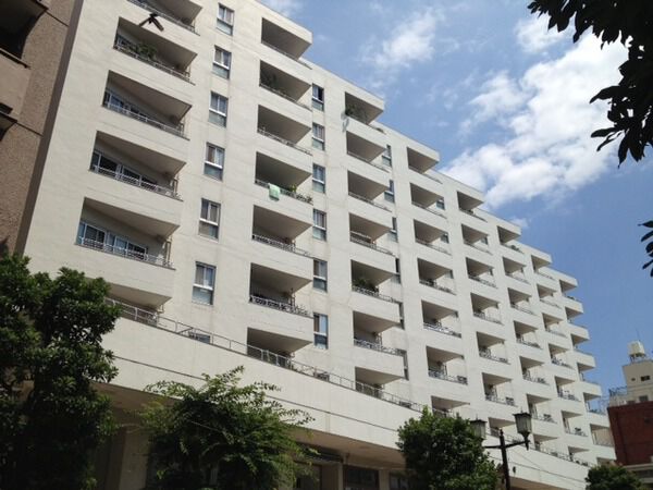 【日生三鷹マンション】外観写真