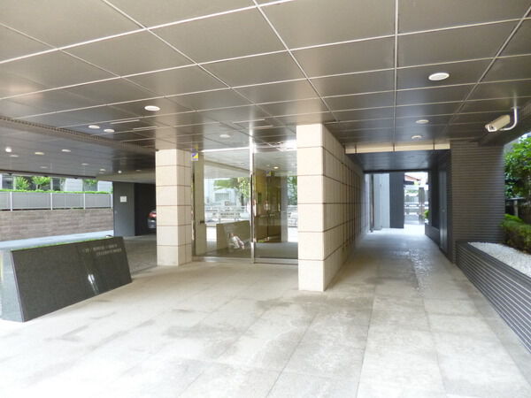 【シティハウス調布ステーションコート】エントランス