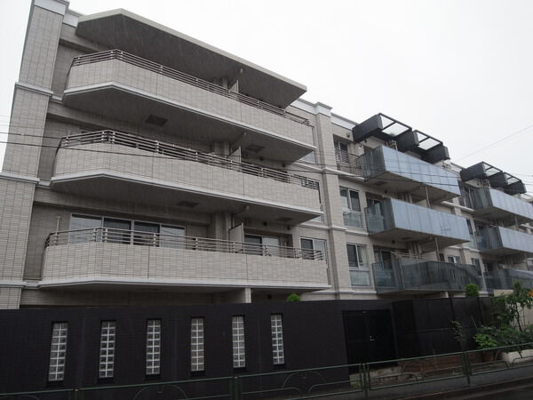 ライオンズ千歳烏山プレド
