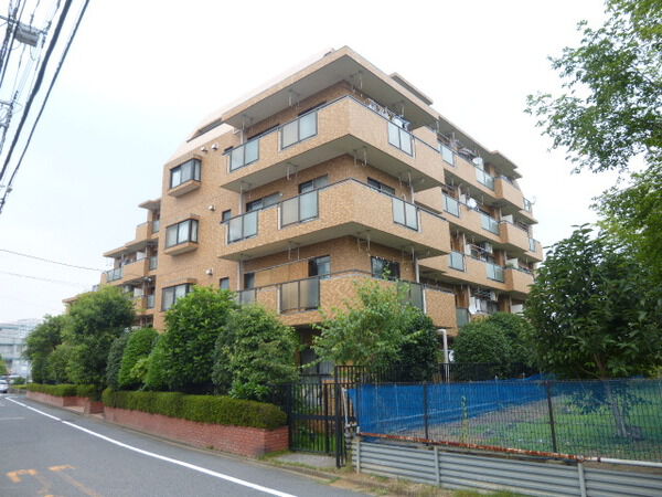 【ライオンズマンション東村山第2】外観