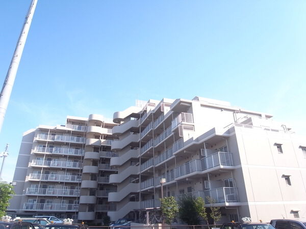 【シャルム大宮日進】外観写真