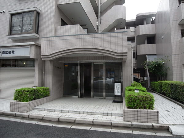 【コスモ上尾】物件外観 【コスモ上尾】物件外観
