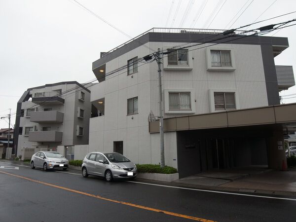 【ティアラレジデンス】物件外観
