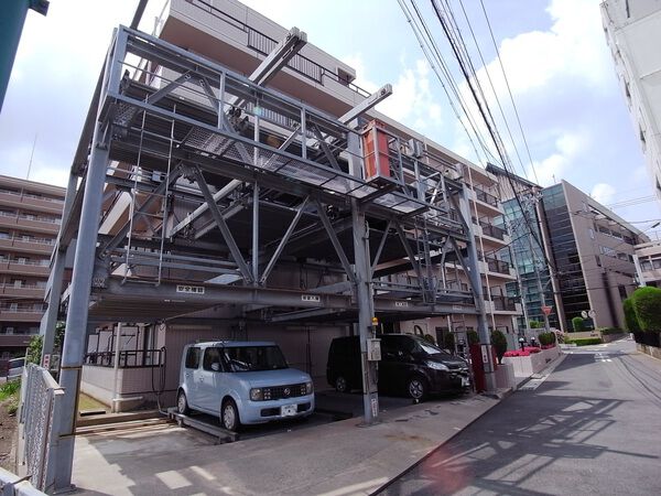 【ベルドゥムール草加高砂】敷地内 【ベルドゥムール草加高砂】敷地内