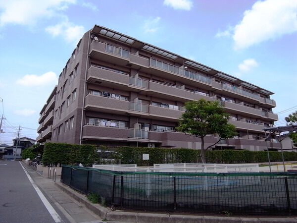 【ライフピア草加氷川町ヴェルフォート】外観 【ライフピア草加氷川町ヴェルフォート】外観