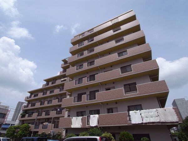 【ベルメゾン越谷】外観