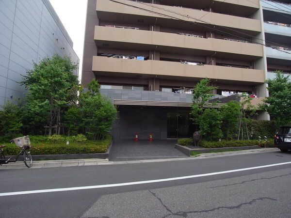 【ライオンズ蕨ローレルコート】外観