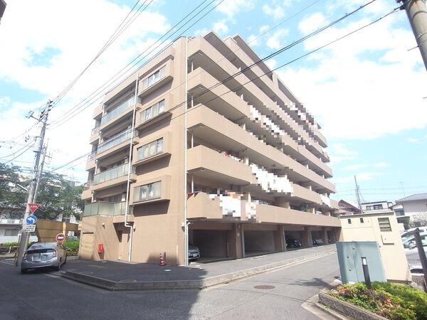 【ライフピア蕨南町】外観