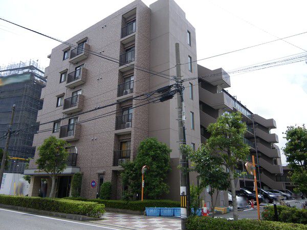 【ライオンズマンション蕨市民公園】外観