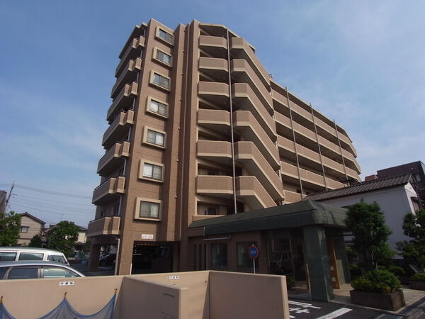 【ランドスクエア蕨市民公園】外観