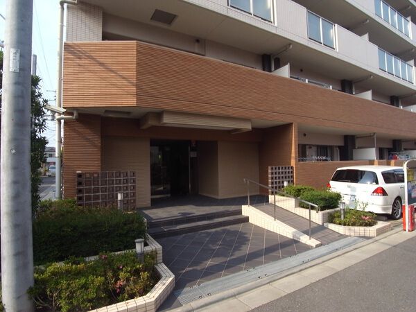 【レリア蕨塚越】外観