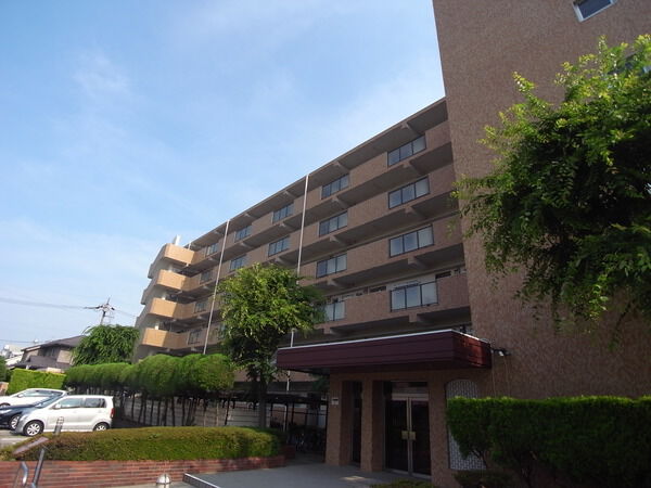 【蕨ローヤルコーポ】外観