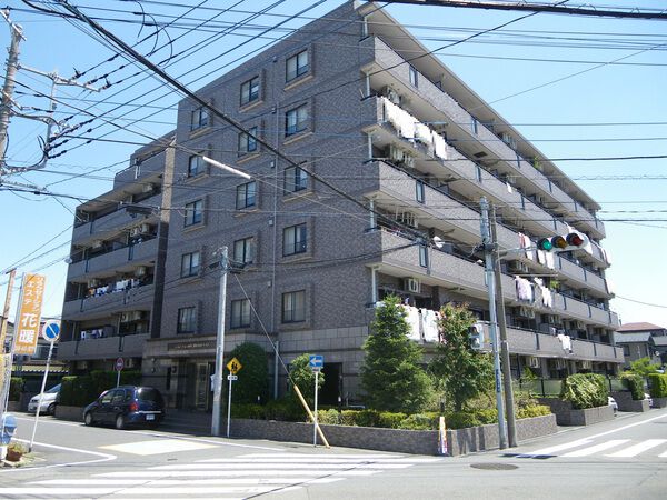 【ライオンズマンション蕨第3】外観