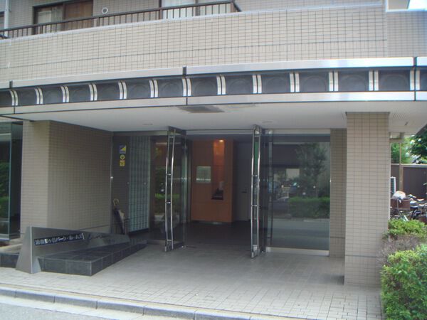 浦和針ヶ谷パークホームズフィオーレ 2枚目 浦和針ヶ谷パークホームズフィオーレ