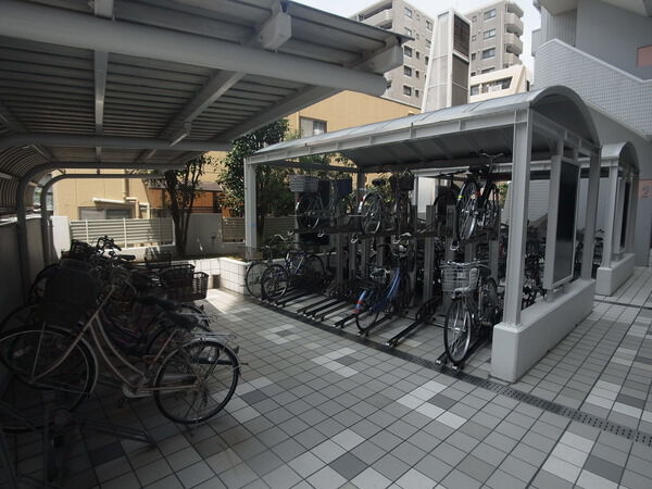 クレールマルシェ川口