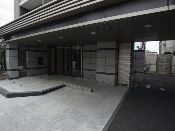 アーデル川口レヴァリエ