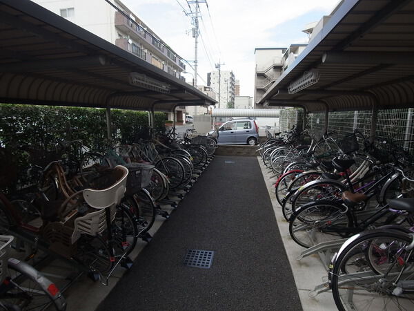 アーデル川口レヴァリエ