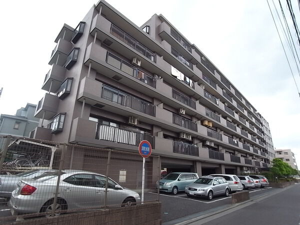 【コスモ浦和別所沼通り】外観