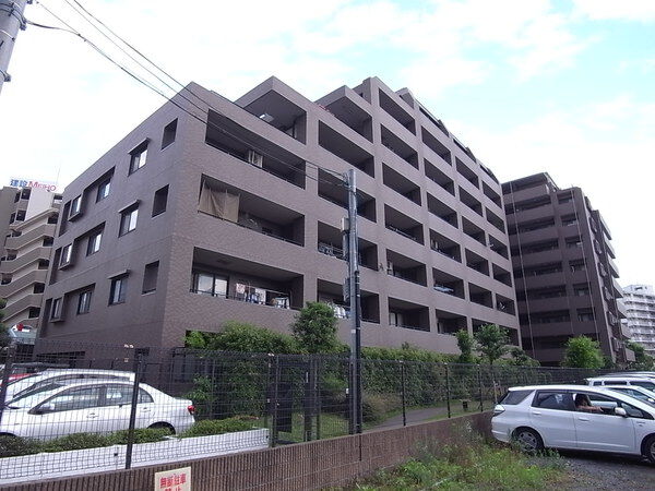 【ドラゴンマンション武蔵浦和伍番館】外観