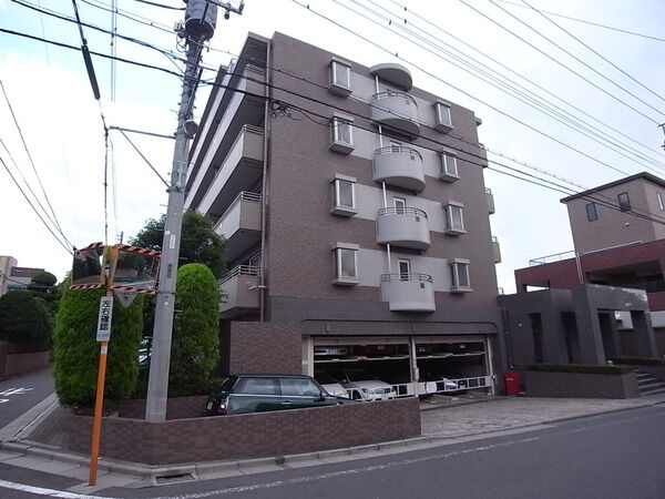 【ヒルズ浦和根岸】外観