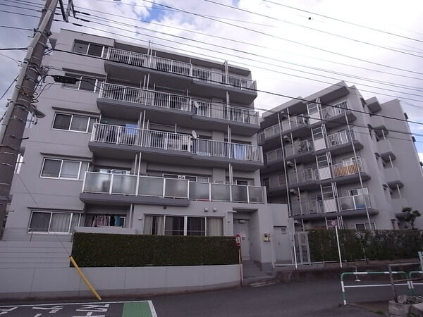 【ベルクール南浦和】外観