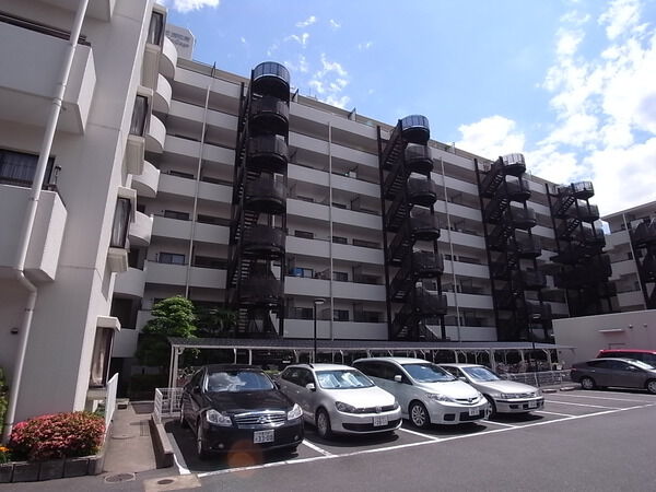 【コスモ浦和南】外観
