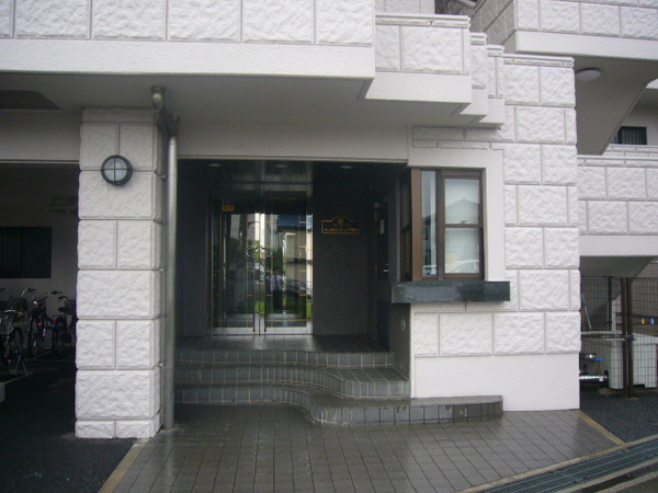 【キャッスルマンション戸田駅前】エントランス