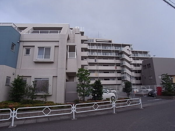 【ヒューマンスクエア戸田】外観