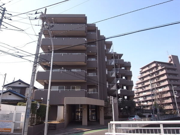 【メイツ戸田公園】外観