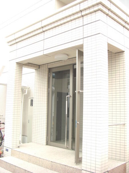 【ウィズ戸田公園さくらの杜】エントランス