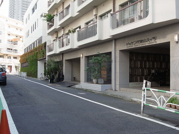 ドッケン代官山ハイツ