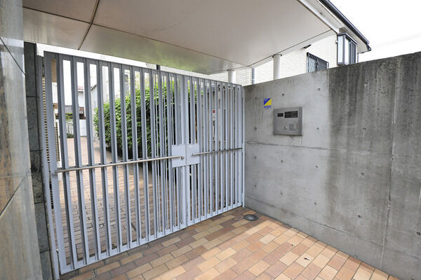 【コートデコ田園調布】エントランス 【コートデコ田園調布】エントランス