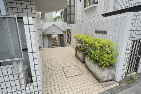 【ハイシティ田園調布第2】アプローチ