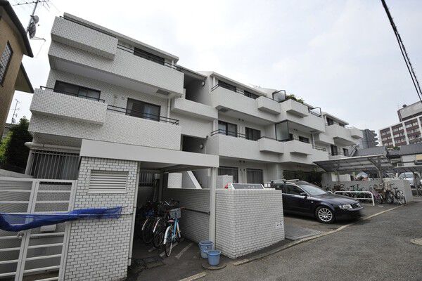 【ワコー代々木マンション】外観 【ワコー代々木マンション】外観