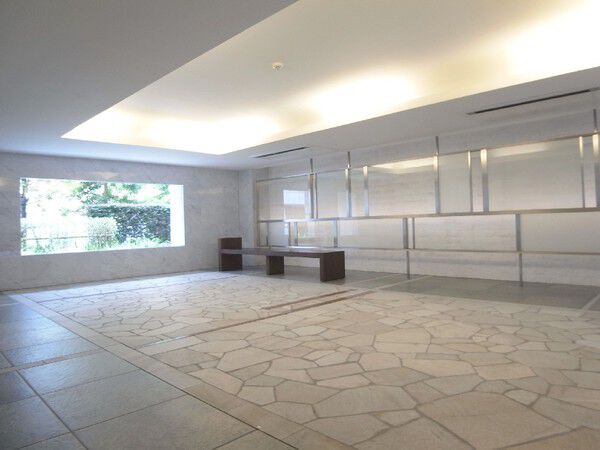 【パークホームズ上野毛アートリエ】エントランスホール 【パークホームズ上野毛アートリエ】エントランスホール